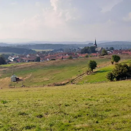 Daire Schaefer Am Nationalpark Kellerwald