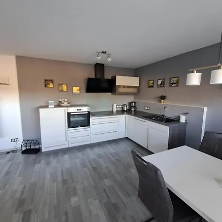 Schaefer Am Nationalpark Kellerwald Daire